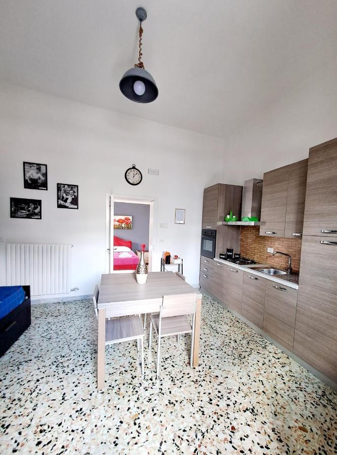La Casa Del Borgo Villa Лече Екстериор снимка