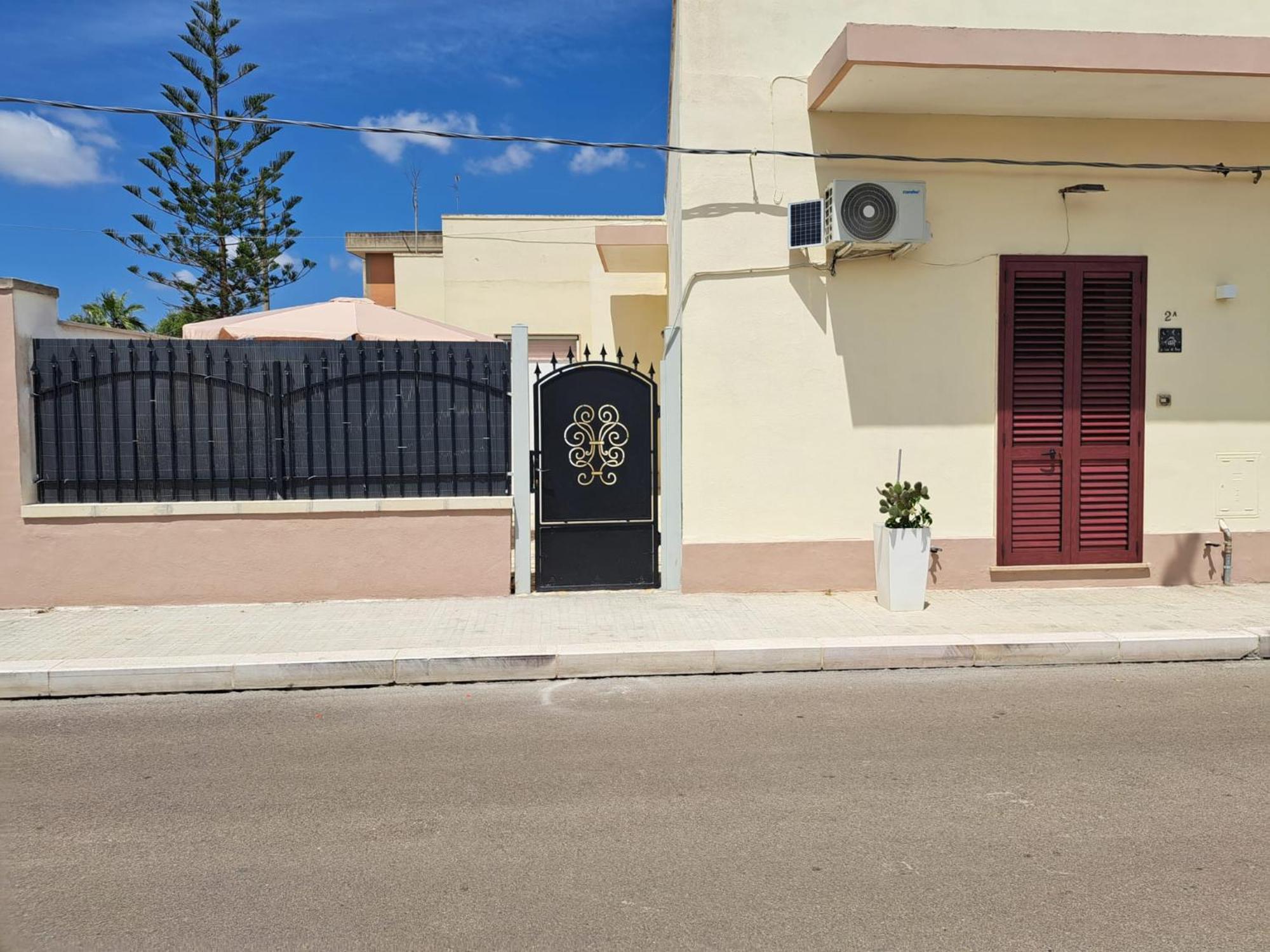 La Casa Del Borgo Villa Лече Екстериор снимка